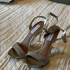 Steve Madden Metallic Gold Strappy Heels